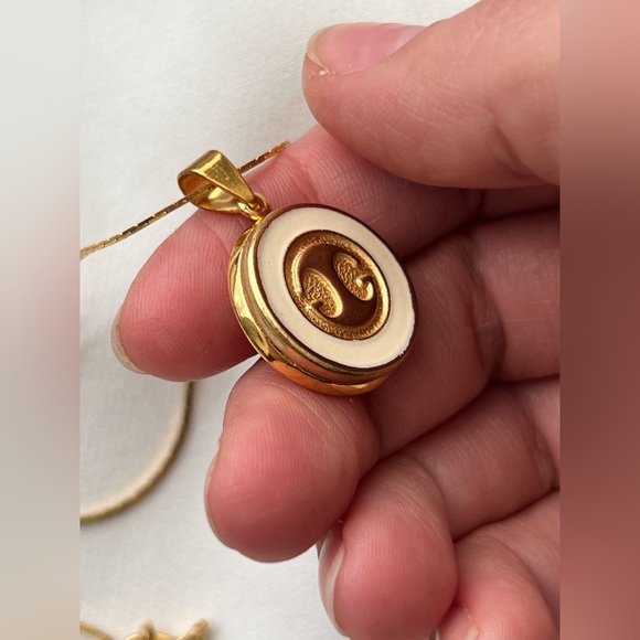 VINTAGE GUCCI GG Necklace - Picture 10 of 11